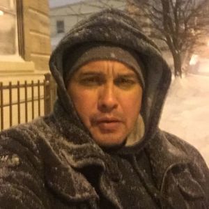 Meet your Posher, Cesar